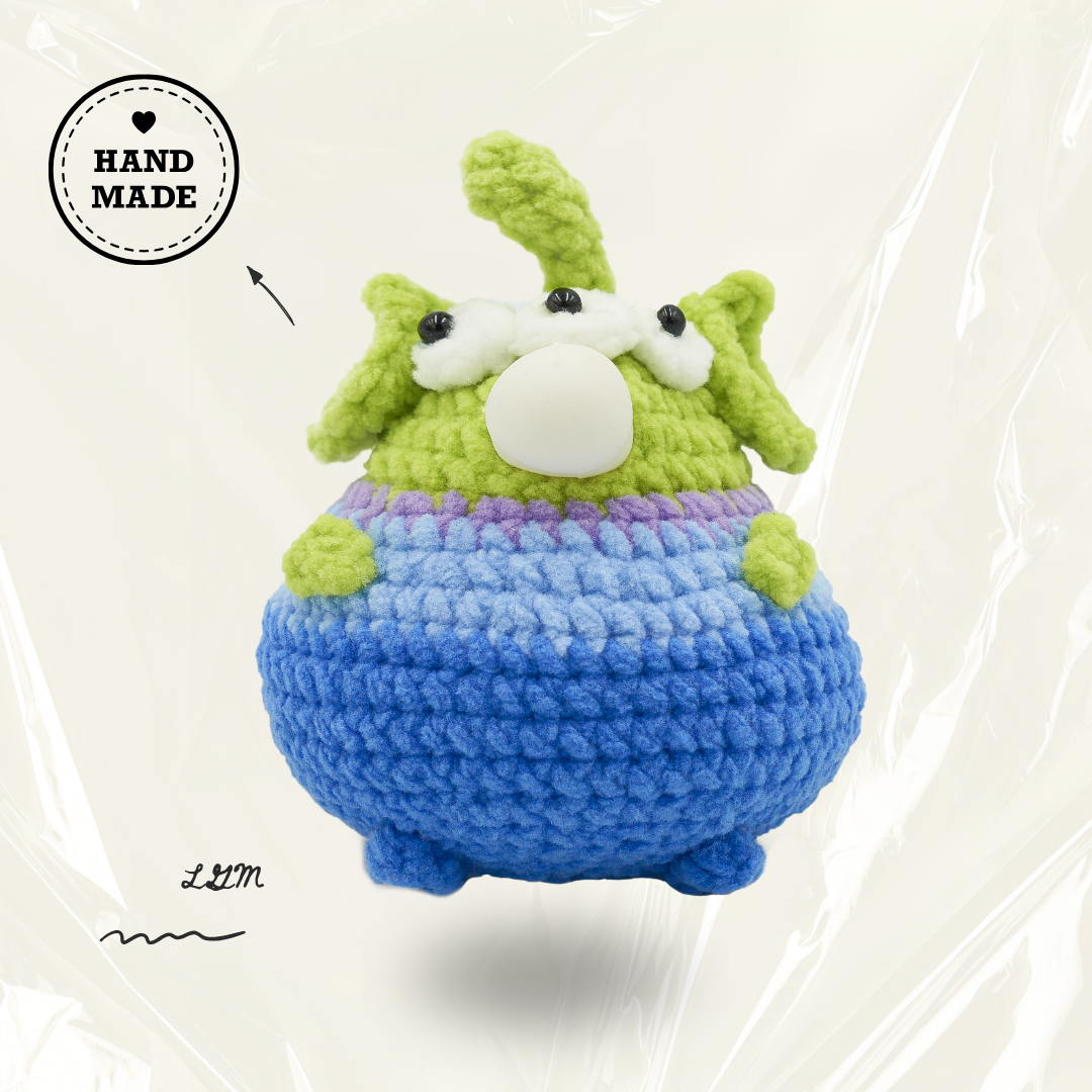 CocoPuffy 👽Alien LGM-Crochet Stress Squeezie Fidget Toy